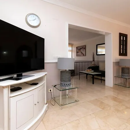 Beautiful 4 Bedroom Private Heated Pool Callao Salvaje